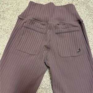 Ribbed PTula Legging with back pockets